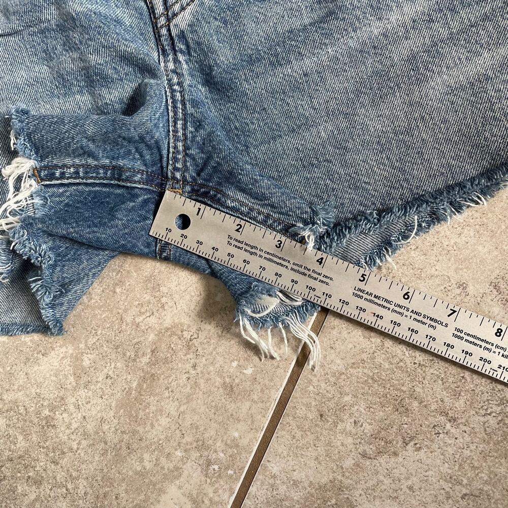 Madewell Pleated Low-Slung Shorts in Airy Denim size 29 - Picture 11 of 13